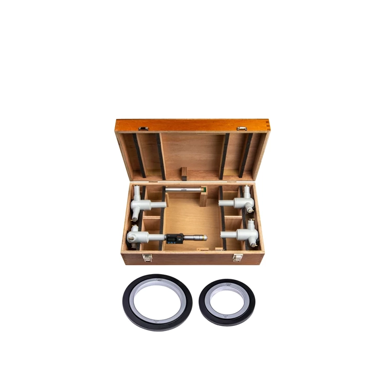 Mitutoyo 468-980 Digital 3-Point Interchangeable Head Internal Micrometer Set 100–200mm (4–8″)