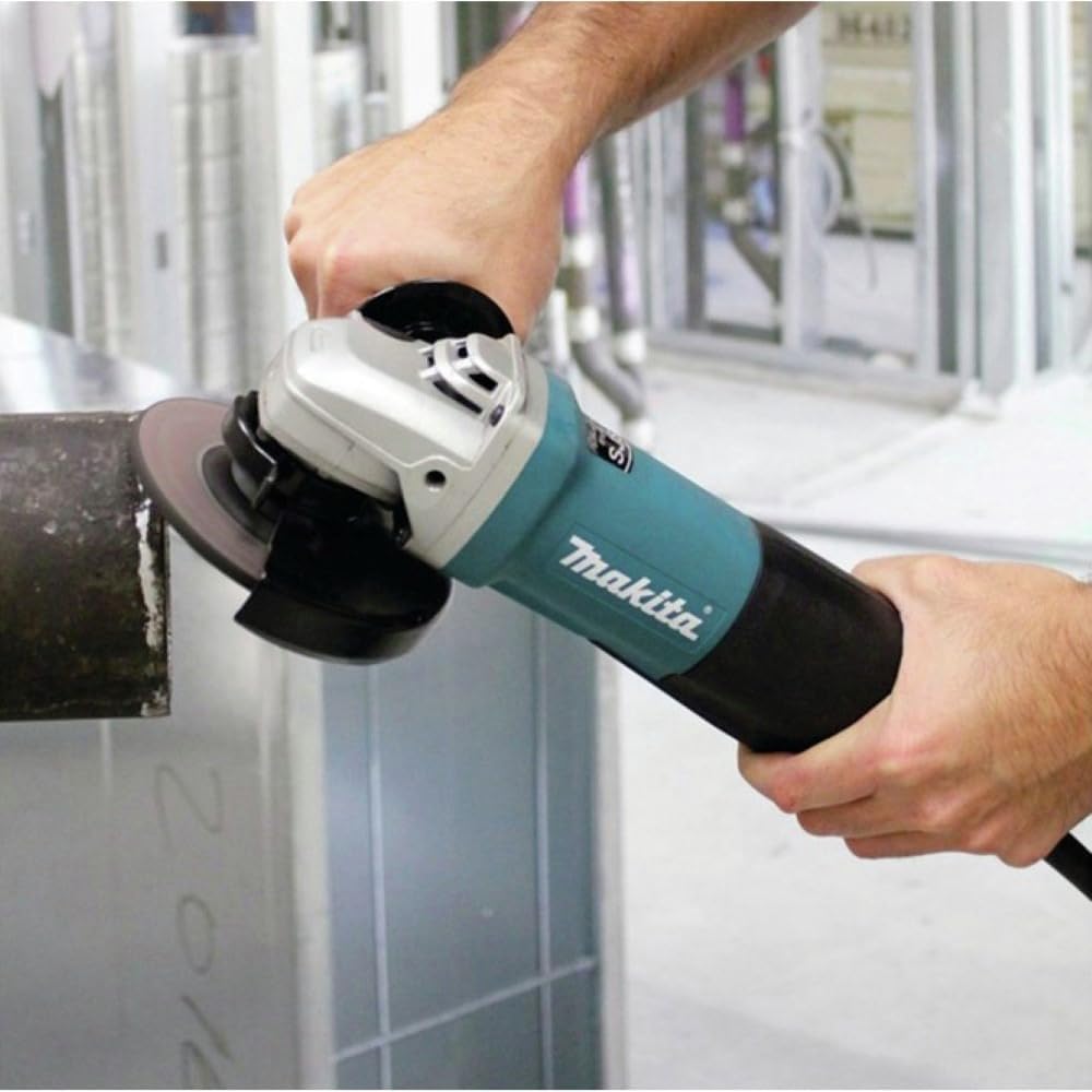 Makita 125mm (5") Angle Grinder – Model 9558HP