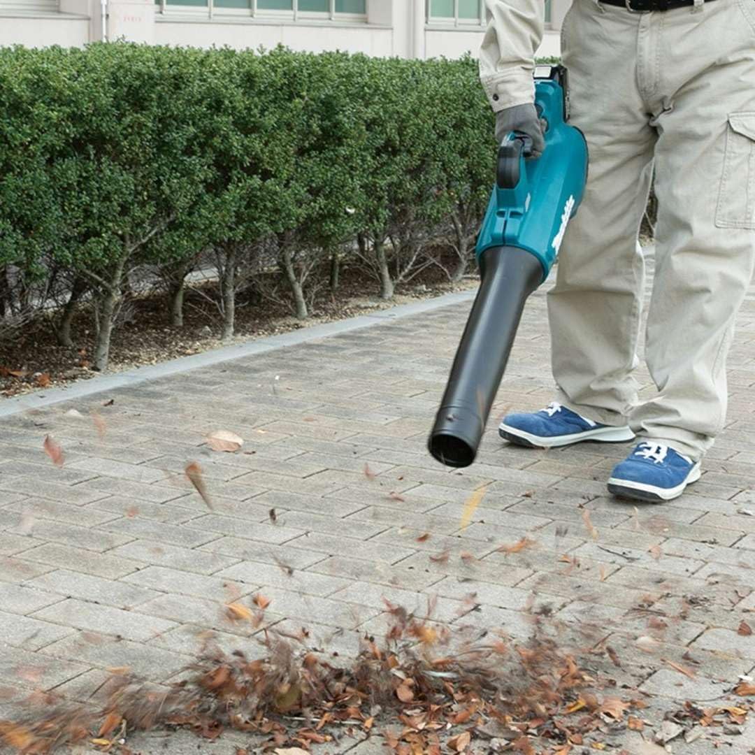 Makita Cordless Blower (BL) 18V Li-Ion LXT – Model DUB184RT