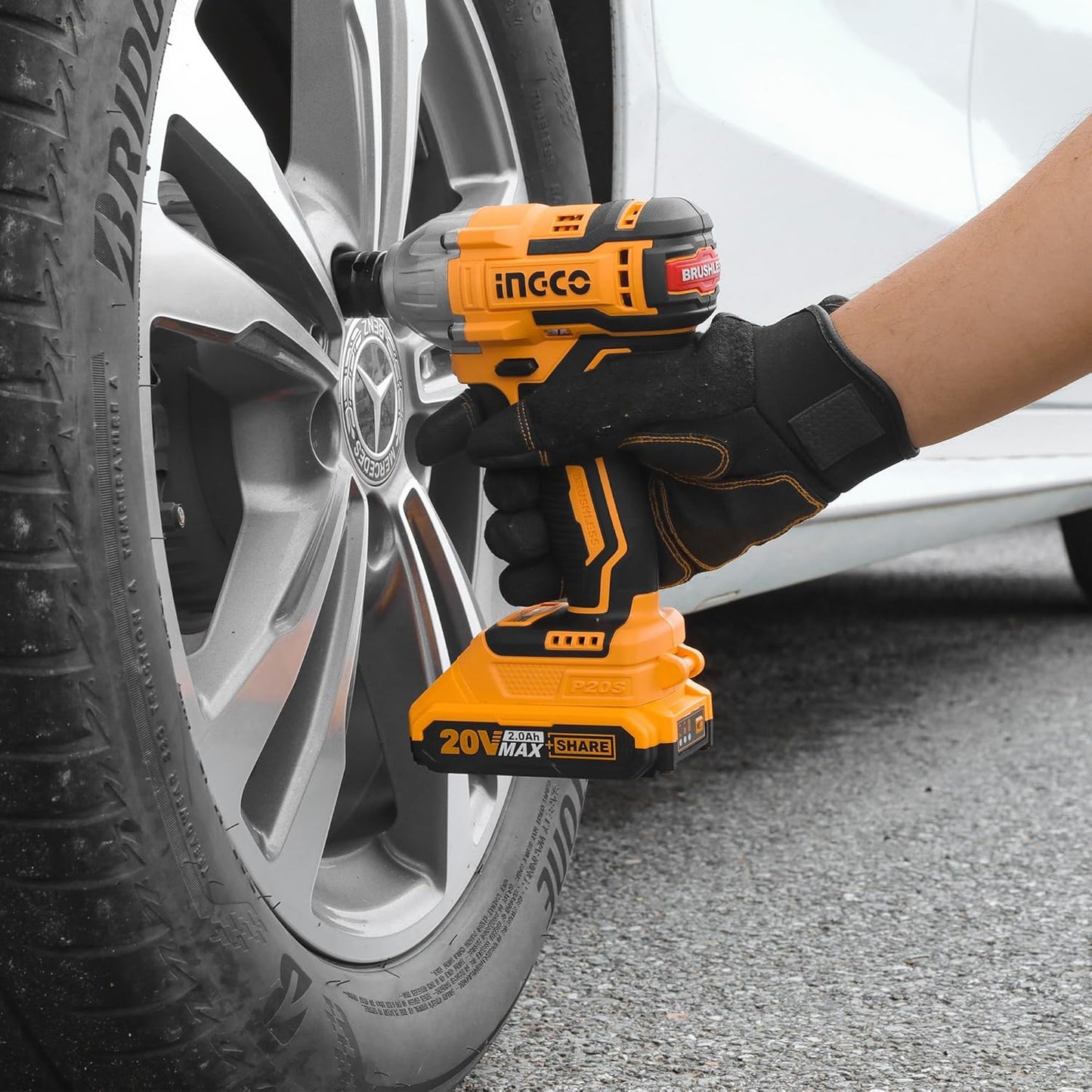 INGCO 20V Brushless Cordless Impact Wrench Kit – 1/2", 300Nm, 2 Batteries – CIWLI20300