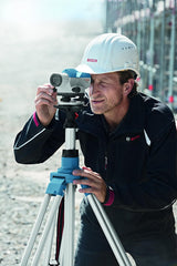 Bosch Professional GOL 32D Optical Level (Dumpy Level) | 32x Magnification | 601068500