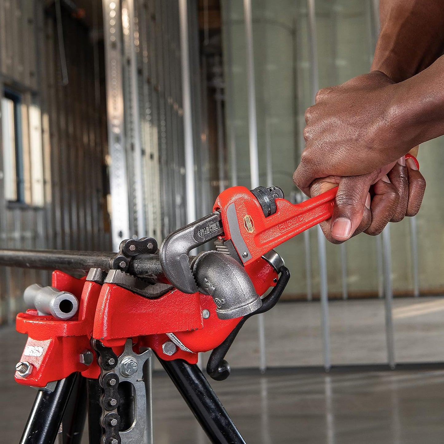 Ridgid 31010 Heavy-Duty Straight Pipe Wrench – 10 Inch (250mm)