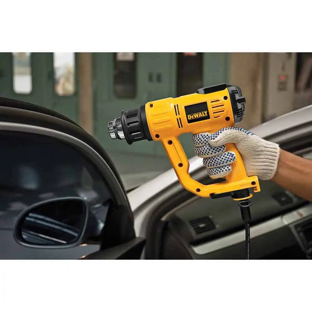 DEWALT 220V Digital LED Heat Gun – 2000W, Up to 600°C – Includes Cone & Fishtail Nozzles