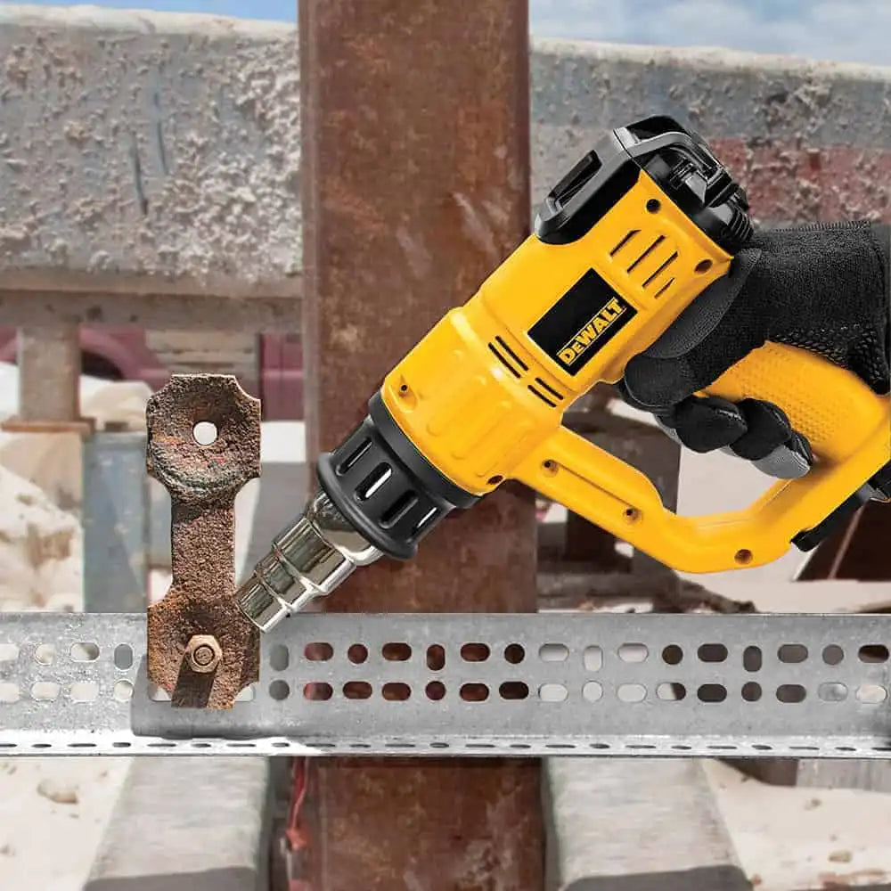 DEWALT 220V Digital LED Heat Gun – 2000W, Up to 600°C – Includes Cone & Fishtail Nozzles