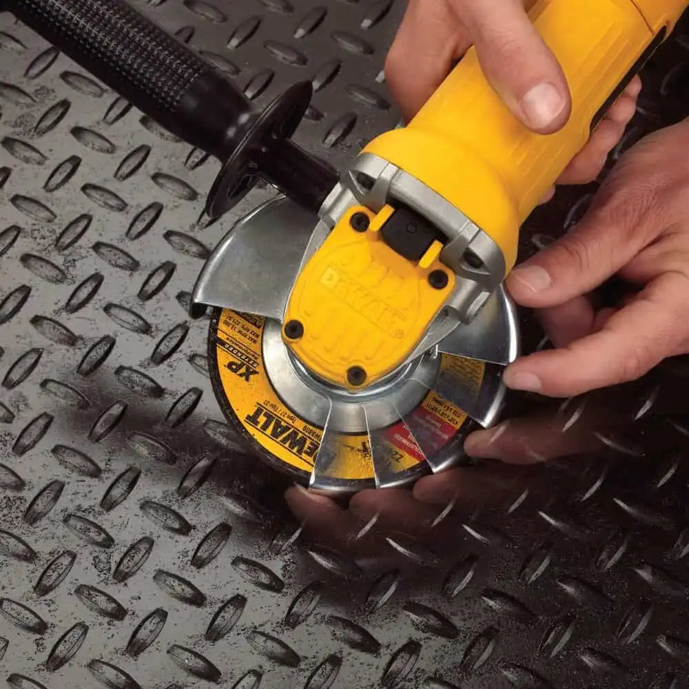 DeWalt 220V 4.5" Angle Grinder (115mm), Paddle Switch, 900W – SKU: DWE4120-B5